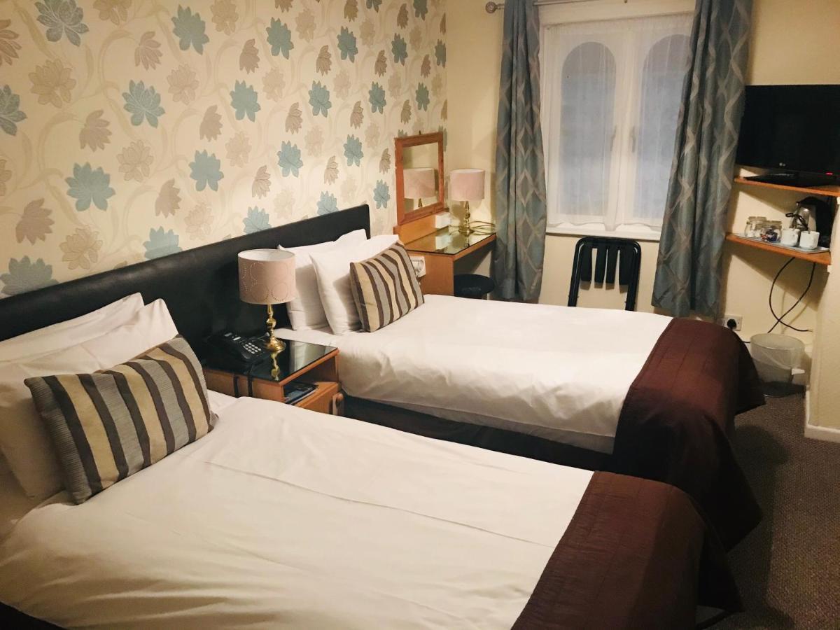 Dobbins Inn Каррикфергус Экстерьер фото
